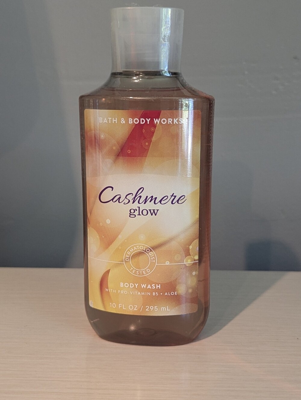 Bath & Body Works Cashmere Glow Body Wash Shower Gel - Amber